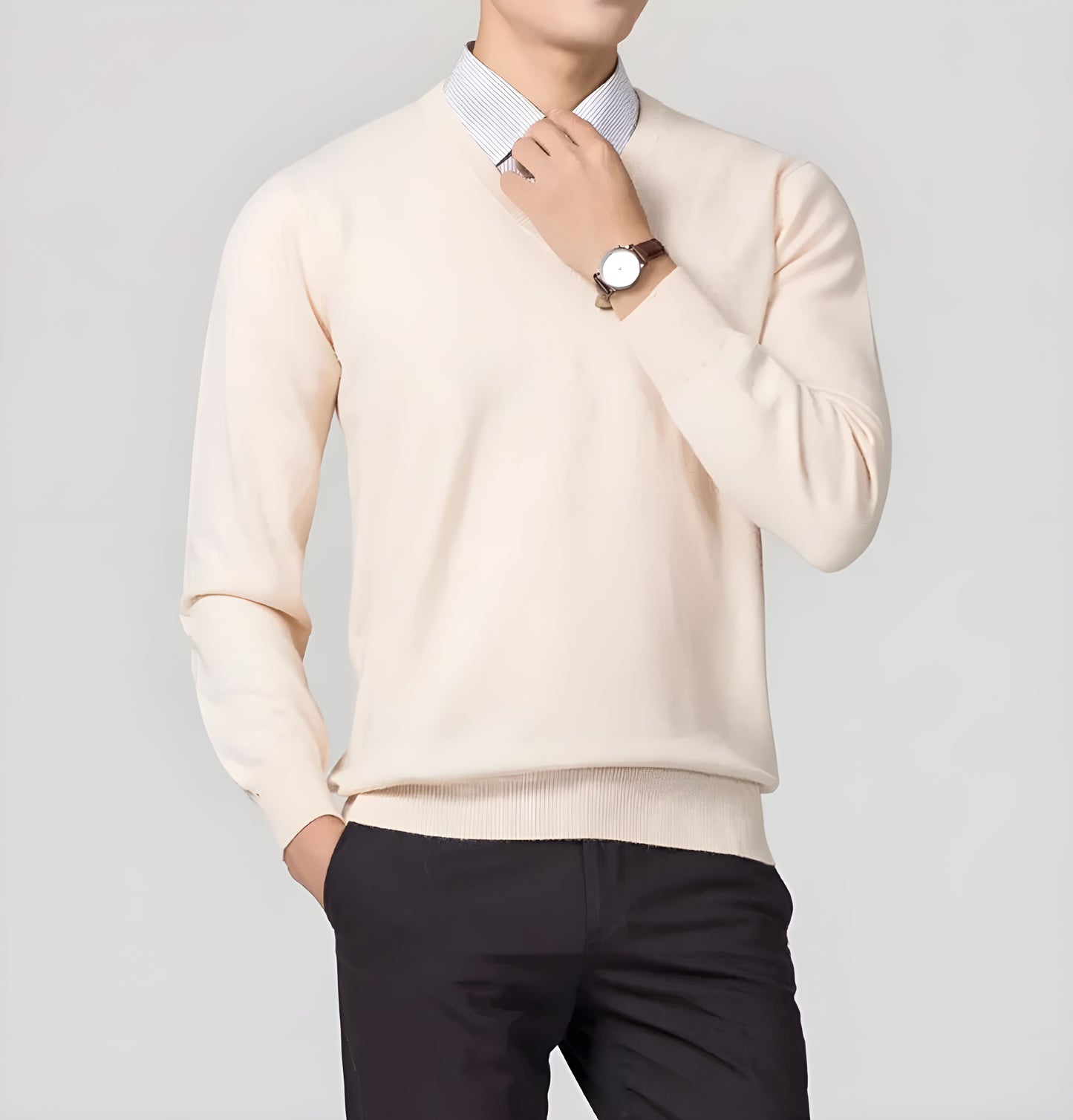 Luxueuze Cashmere V-Neck Sweater – Tijdloze Elegantie